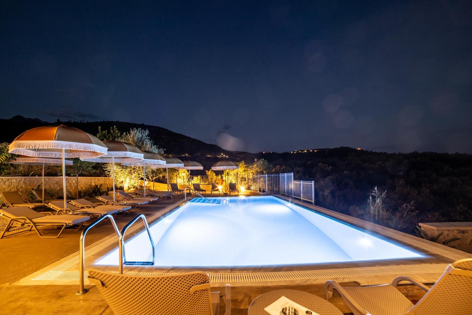 Olympia Zervea Studios With Pool - Apartment Kardamyli Zewnętrze zdjęcie