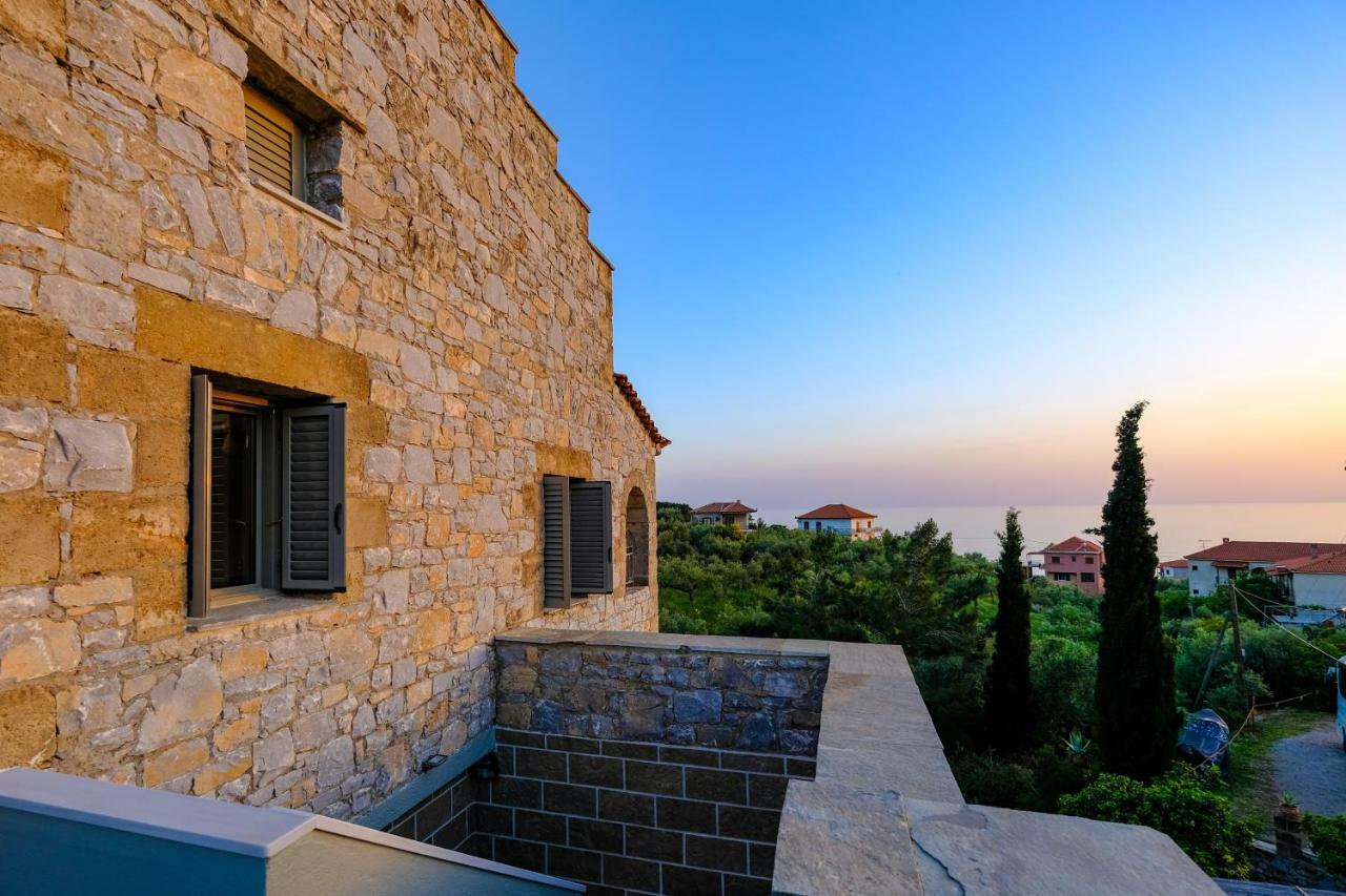 Olympia Zervea Studios With Pool - Apartment Kardamyli Zewnętrze zdjęcie